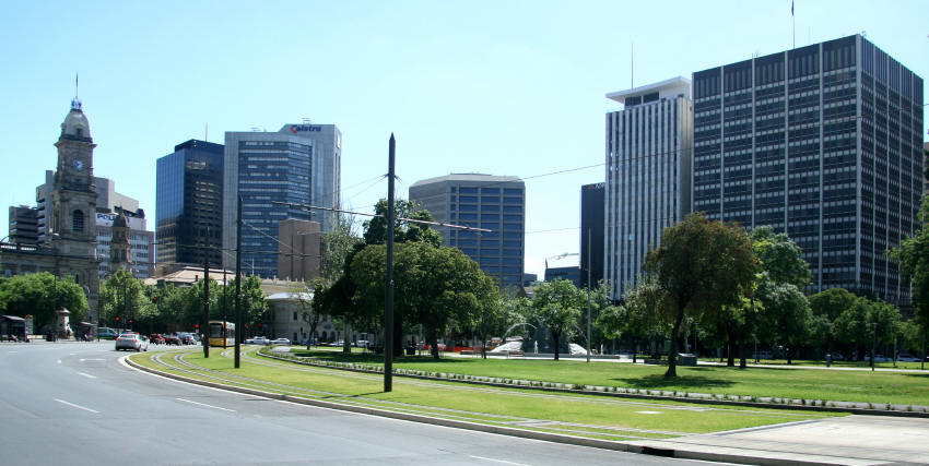 img_9616_victoria_square
