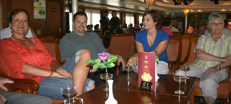 img_8765_party