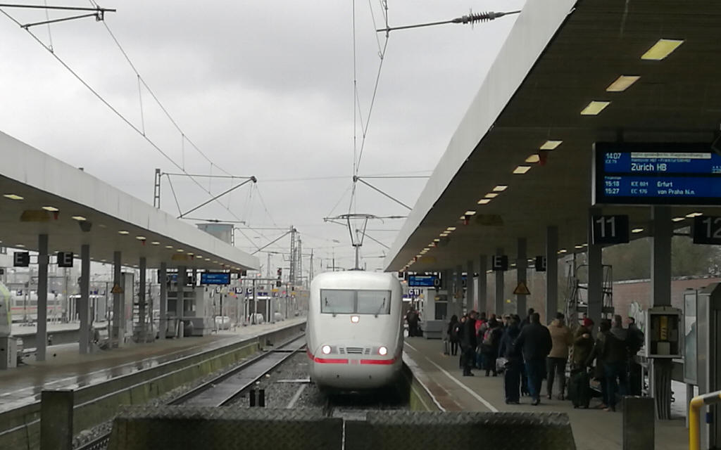 ice_hamburg_altona
