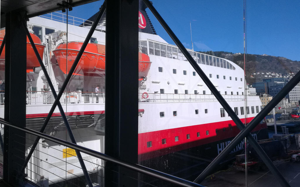 polarlys_tschuess