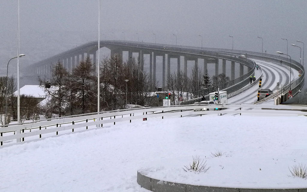 tromsoe_bruecke