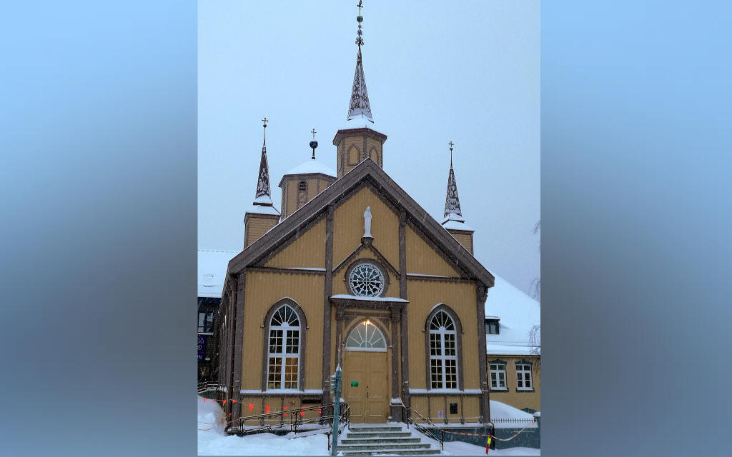tromsoe_kirche