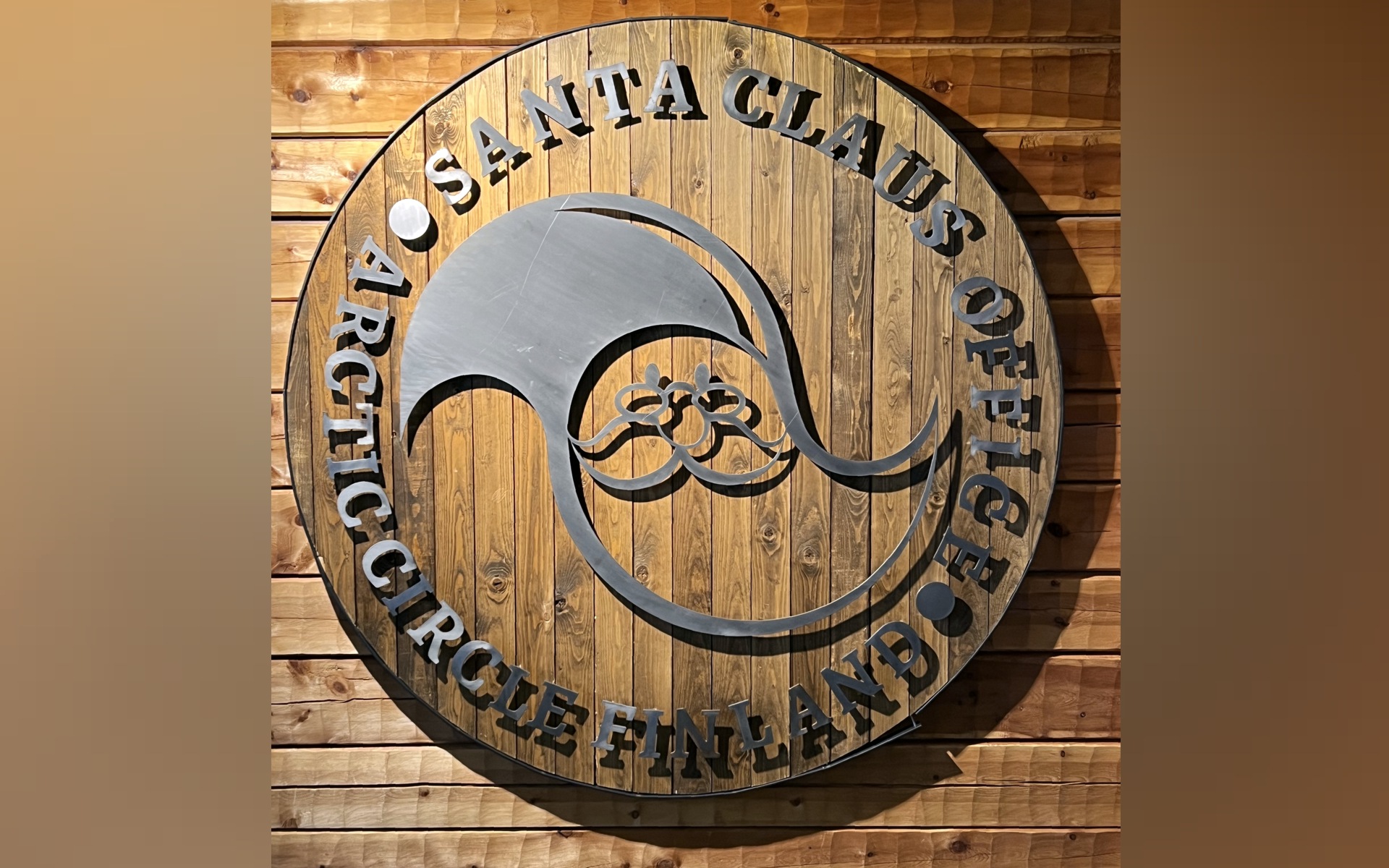 rovaniemi_santa_claus_office